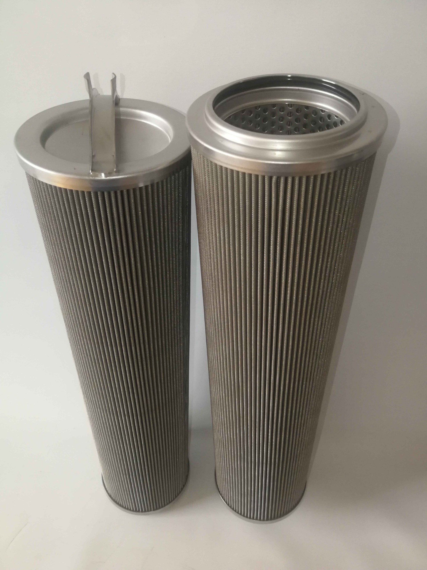 发动机润滑星筛油运行过滤滤芯1945859